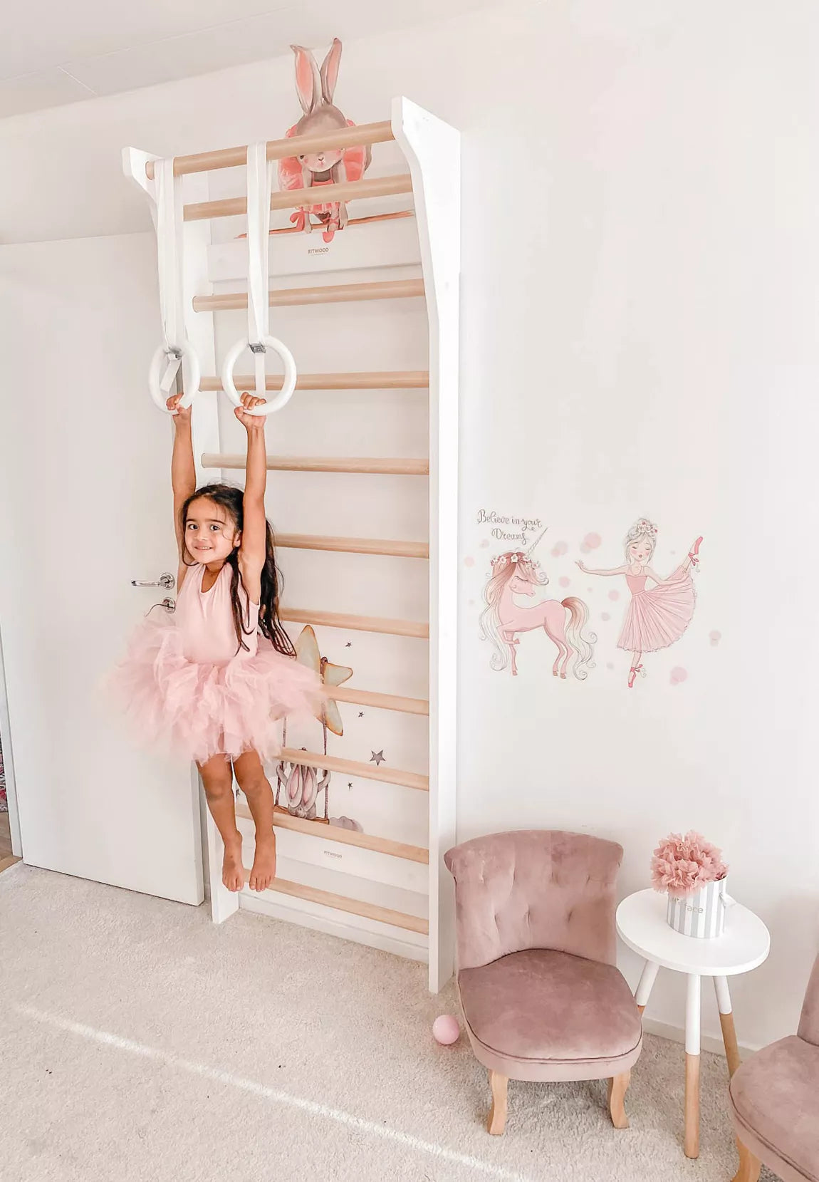 TAIMI wall bars – available in 5 colors