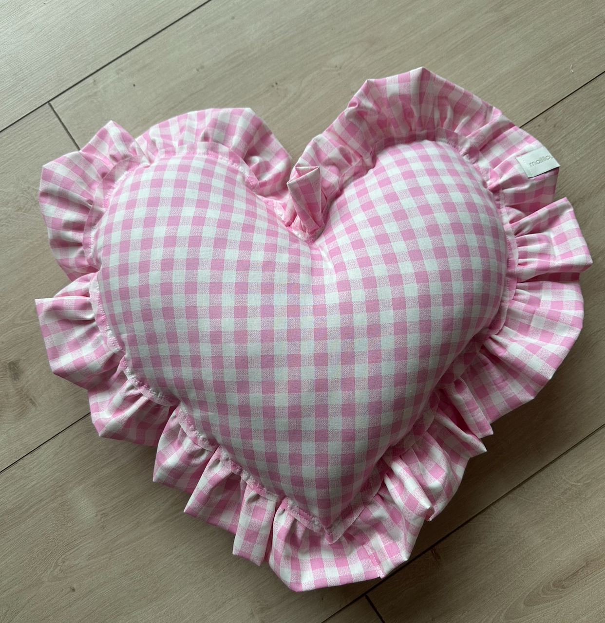 Heart decorative cushion with frills