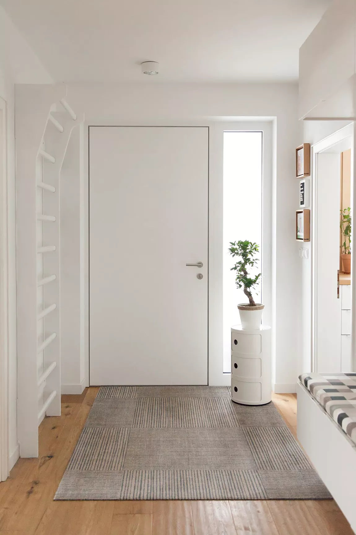 TAIMI wall bars – available in 5 colors