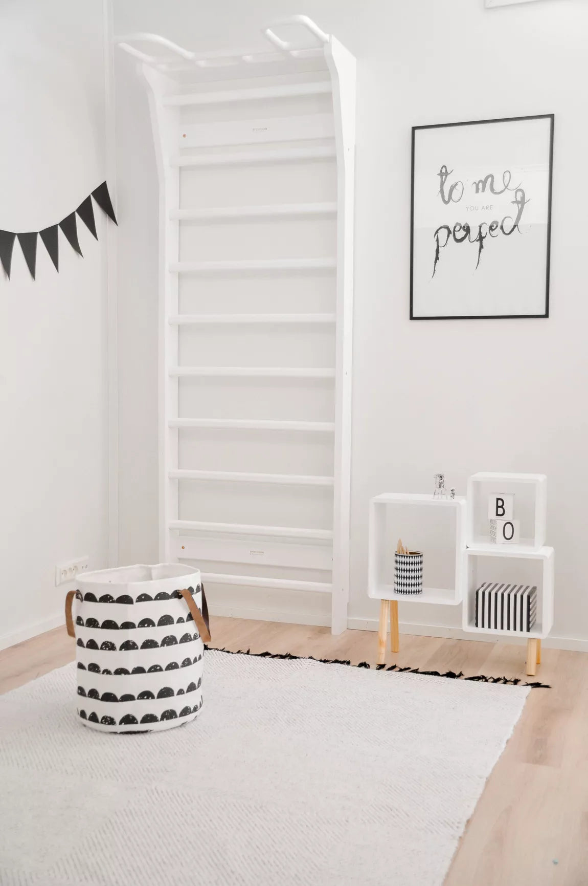 AARNI wall bars – available in 5 colors