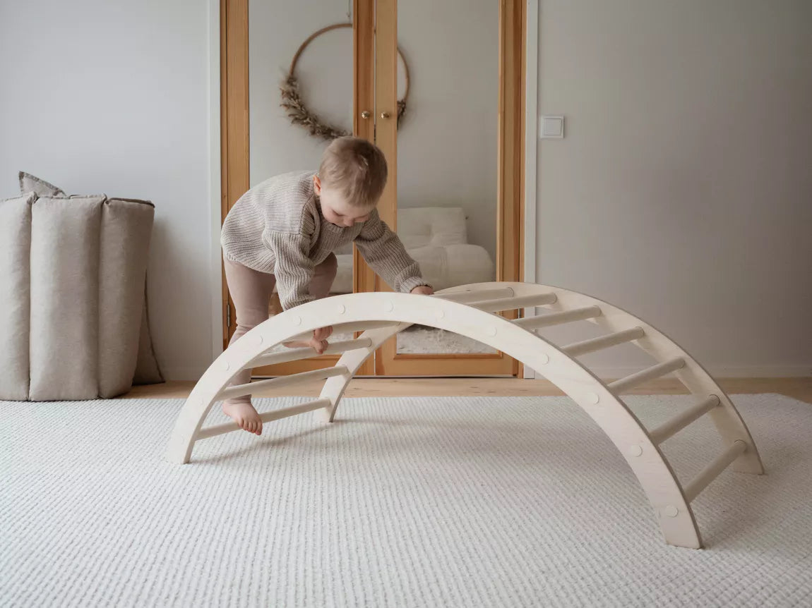 LAAKSO rocking lounger / climbing arch