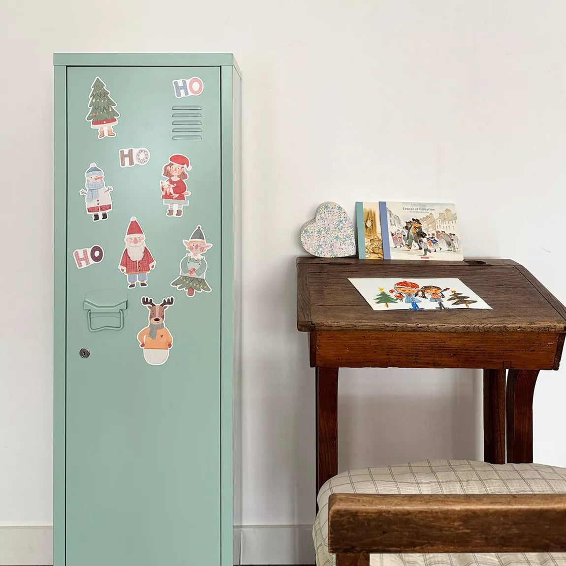 Magnetic Puzzle - A Magical Christmas