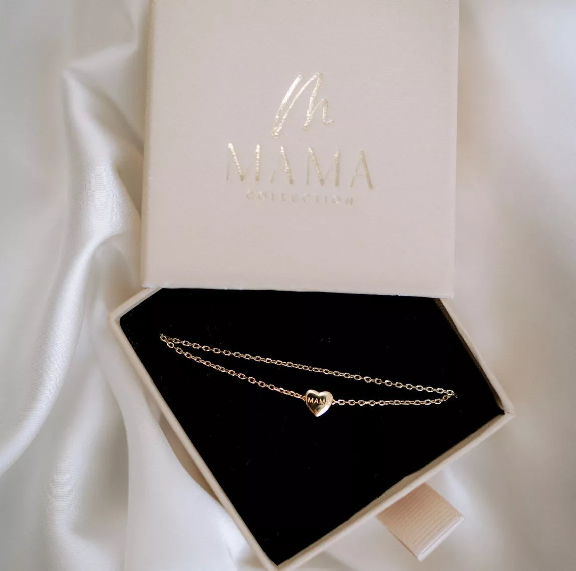 Mama's heart x Lisaceeline