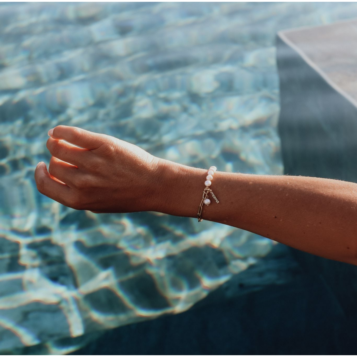 Pearls of mother MAMA Charms Bracelet x Ann-Kathrin Hellge