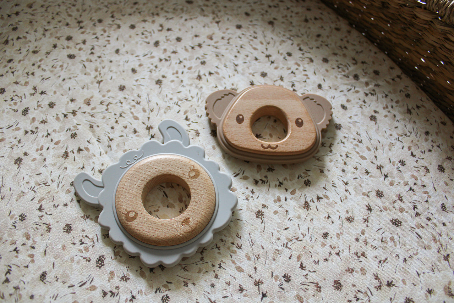 Biting Llama Teether - Gray