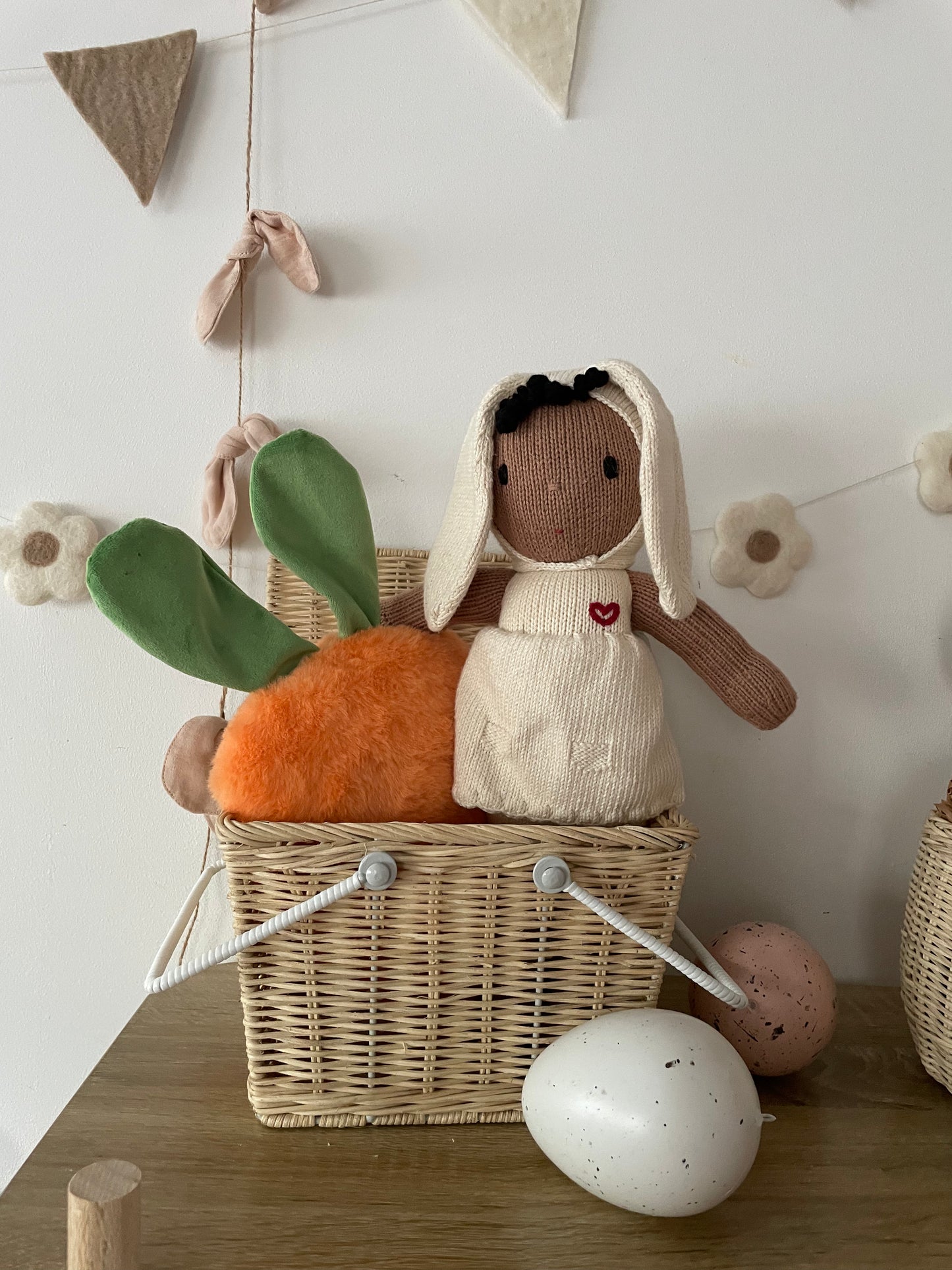 Cushion Carrot / cuddly toy