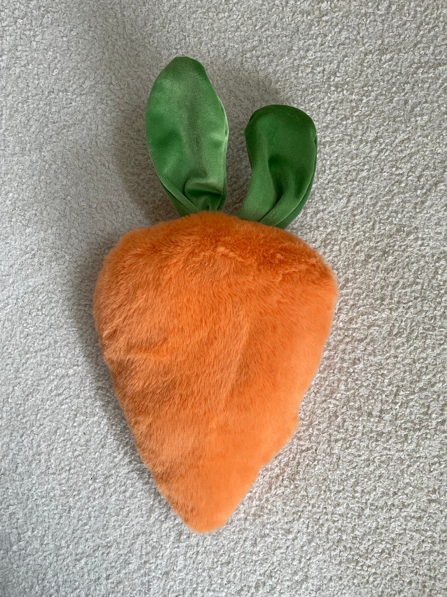Cushion Carrot / cuddly toy