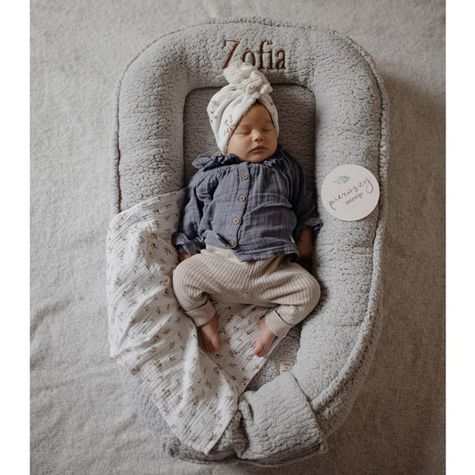 Babynest Teddy – grey / personalized