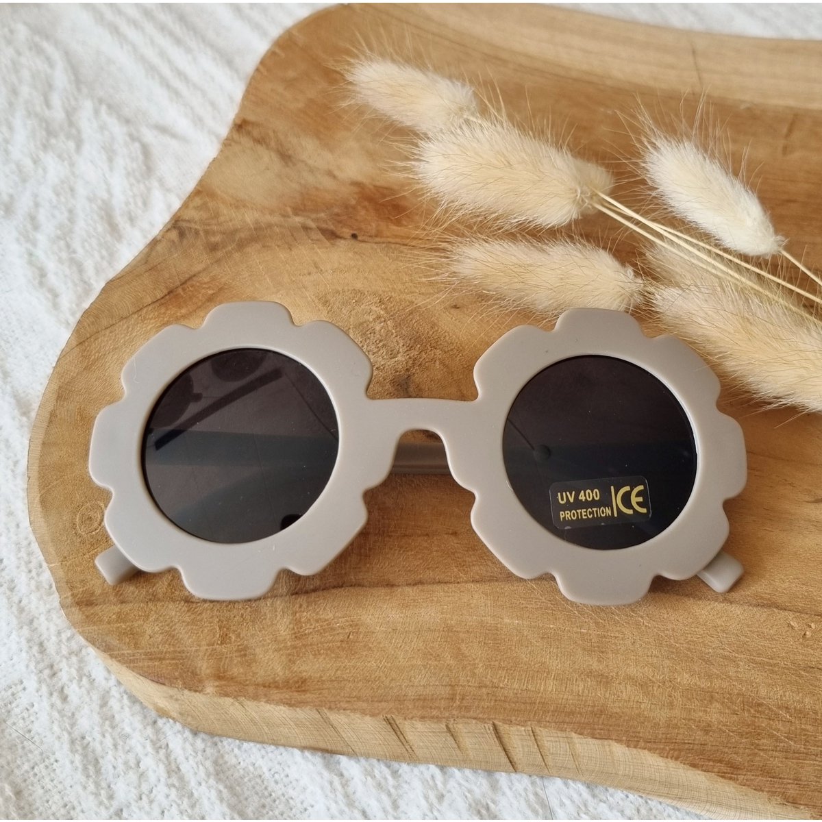 Baby and children's sunglasses UV400 daisy - taupe
