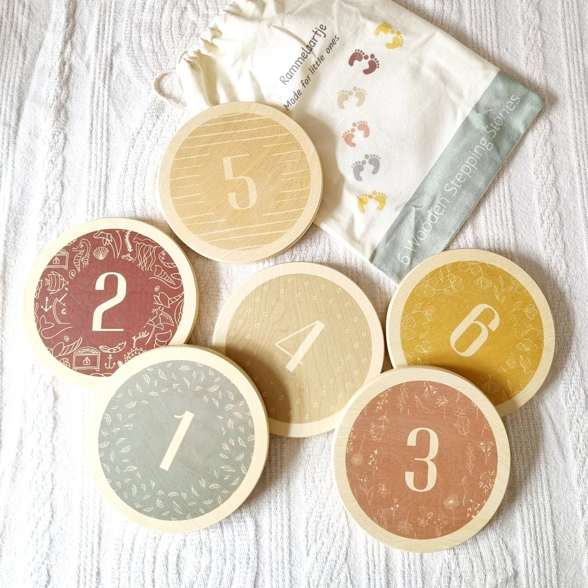 Wooden Stepping stones Montessori - 6 pieces