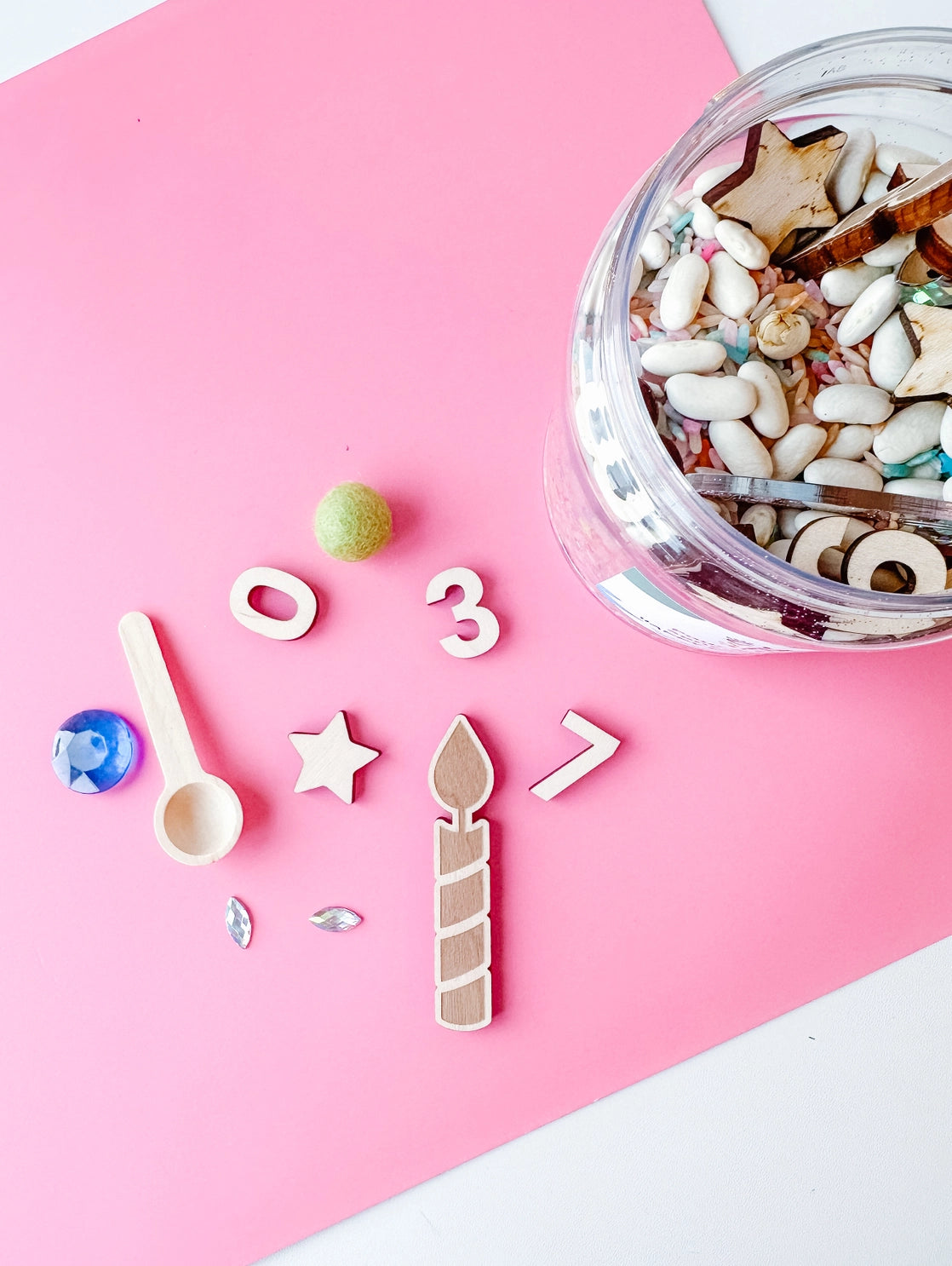Sensory Kit – Happy Birthday – Pour + Play Jar