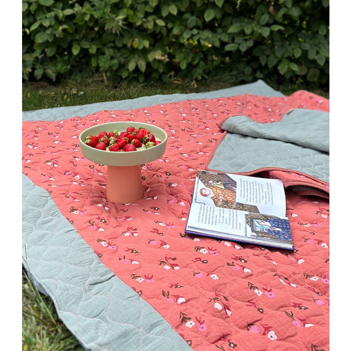 Vintage Flowers - XXL picnic blanket - picnic mat 180×150 cm