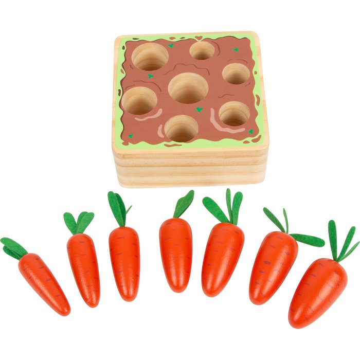 Pegging game carrots | Role Playing Toys | Wood