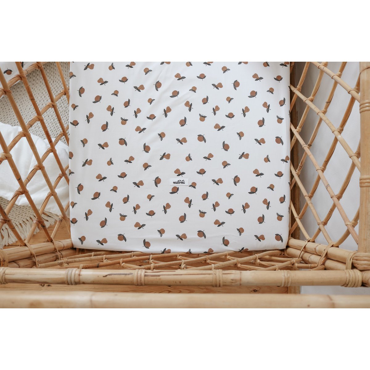 Fitted bedsheet - Garden fruits (80x160cm)