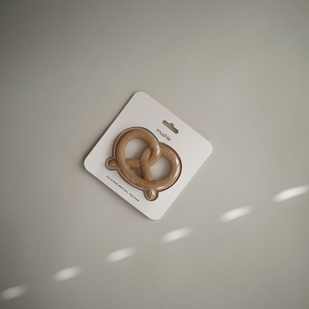 Teether - Pretzel - Natural