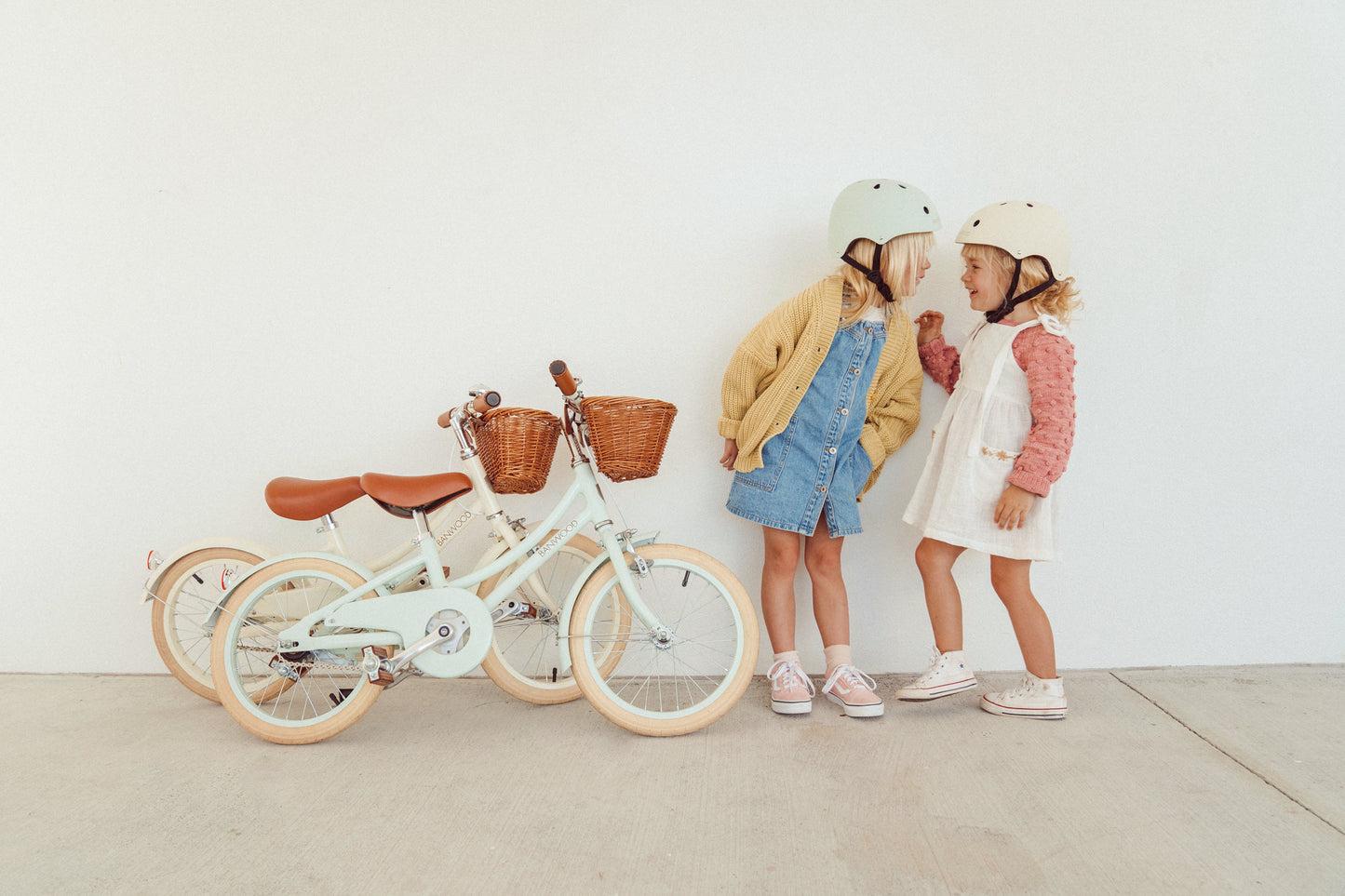 Classic Bike - Cream - pre-order / back in stock End of February