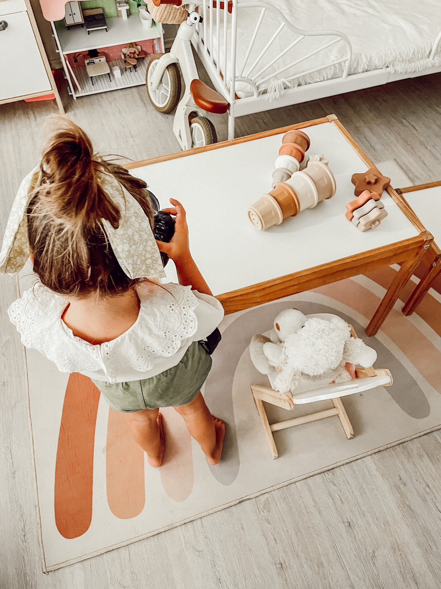 8 Cup Stacker, Nude