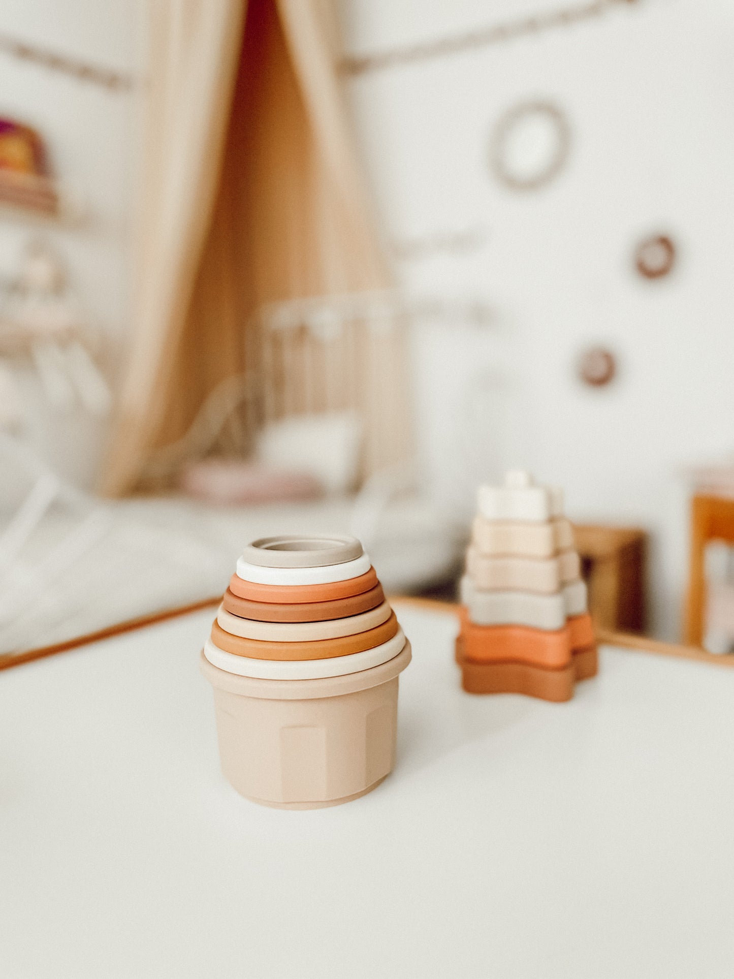 8 Cup Stacker, Nude