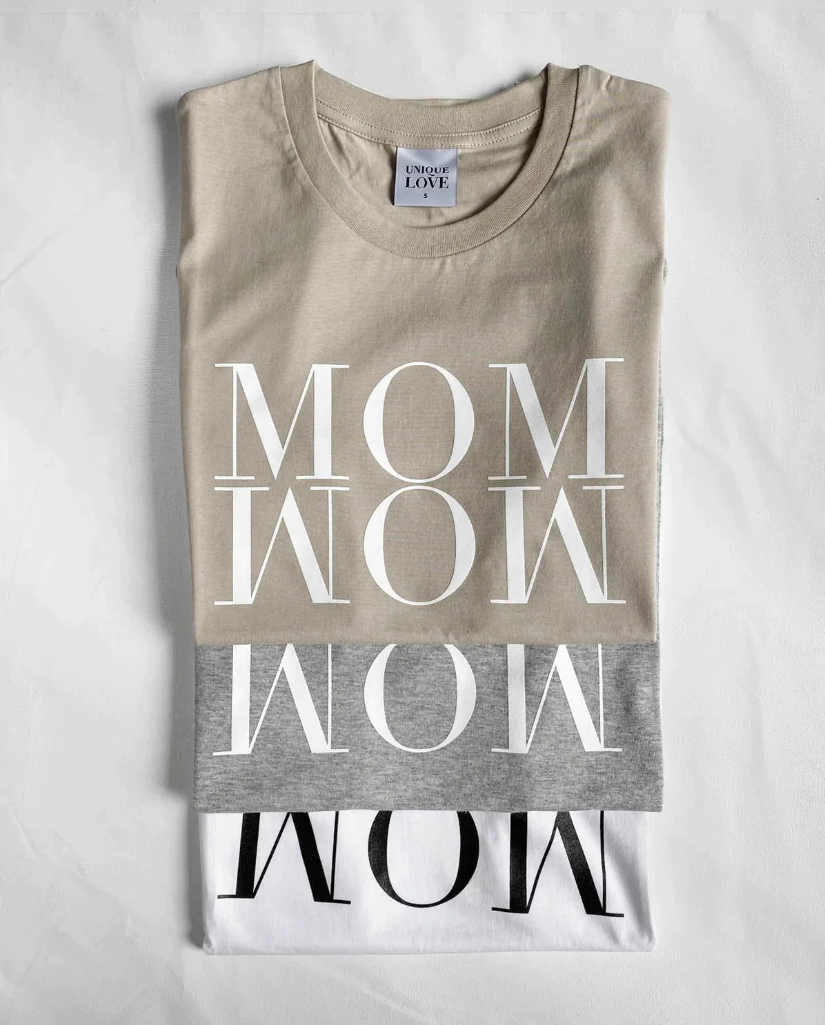 Mom Wow T-Shirt - Natural Sand