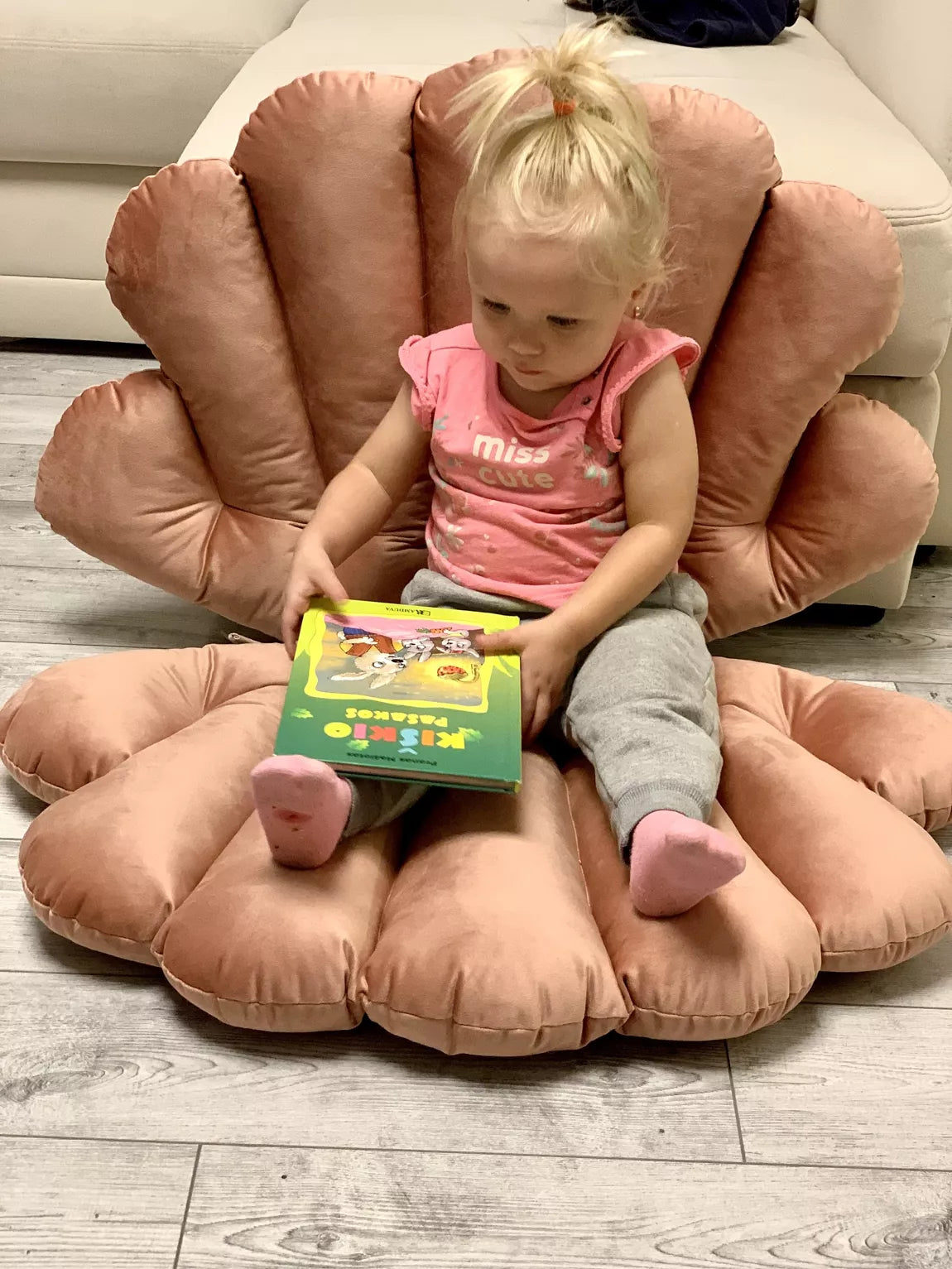 Shell double cushion seat/ play mat, old pink