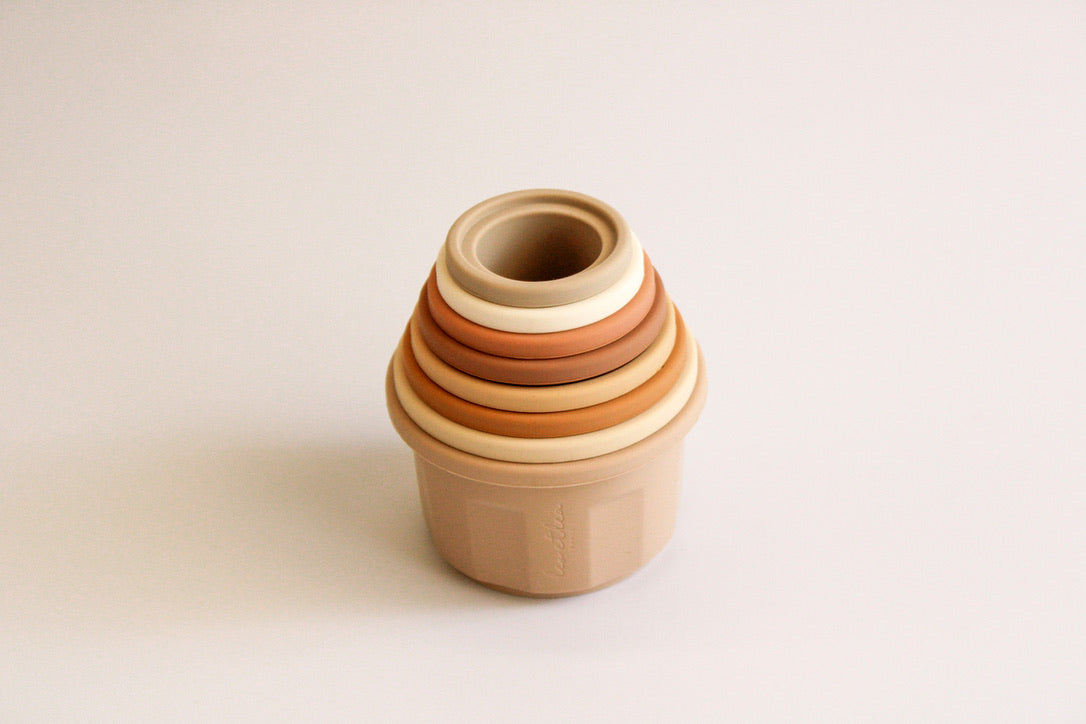 8 Cup Stacker, Nude