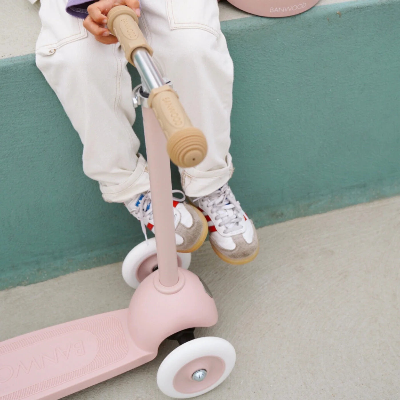 Eco Scooter with Pin & Ride basket - Faded Pink