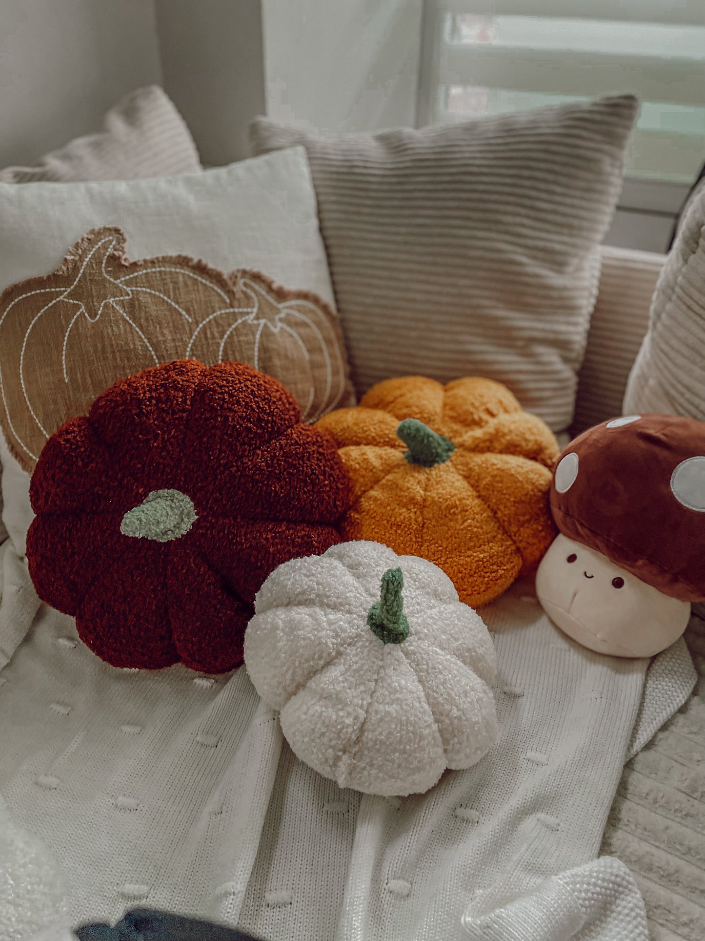 Pumpkin Shaped Pillow - Sherpa White 20cm