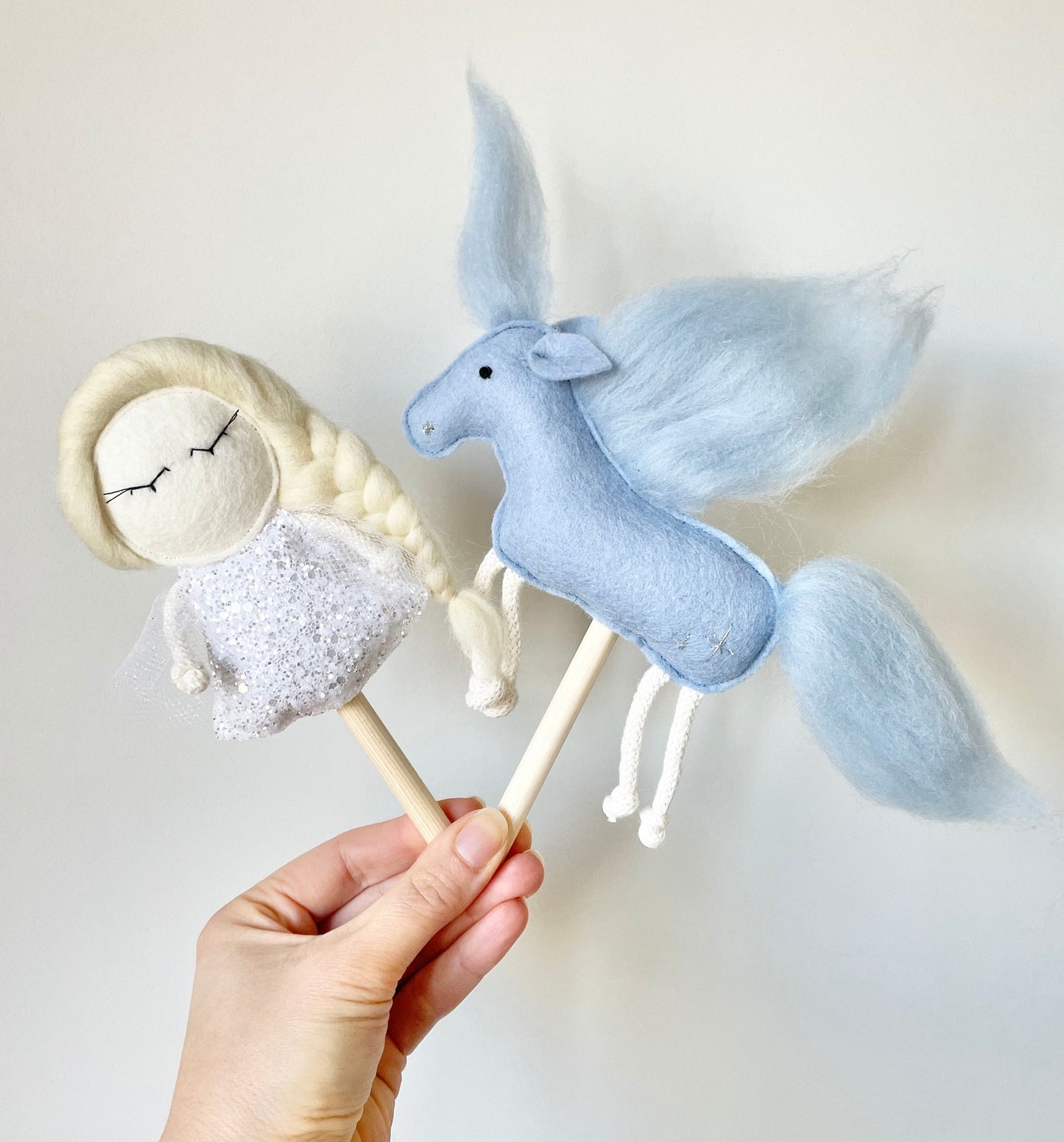 Winter Story Puppets for MIMIKI puppet theatre